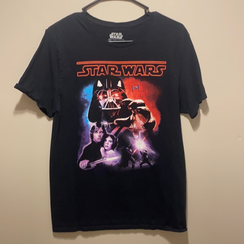 Black Star Wars tee